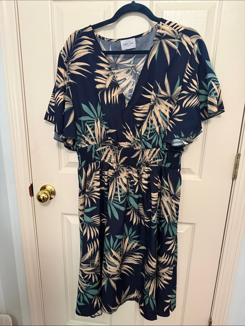 Women’s Tropical Print Flutter-Sleeve Dress in Navy and Teal